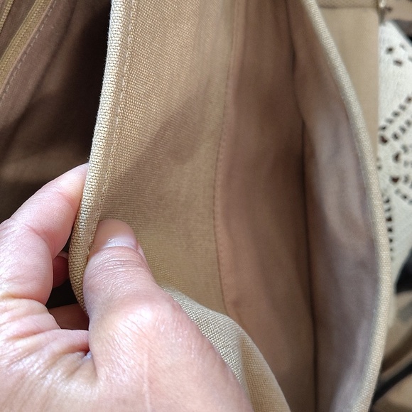 Fossil X OU Sooners Canvas Messenger Bag Tan Crimson OU Patch Adjustable Strap - Picture 9 of 9